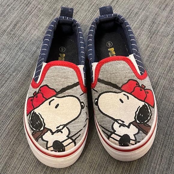 Peanuts Shoes Peanuts Snoopy Shoes Poshmark
